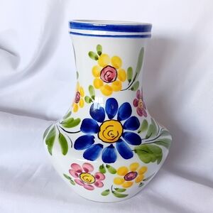 Vintage Anfora Hand Painted Ceramic White Red Blue and Yellow Flowers 7.25" 208
